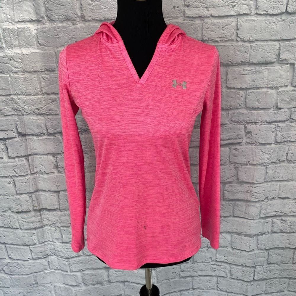Under Armour women XS loose fit heat gear v-neck pullover dri fit hoodie pink